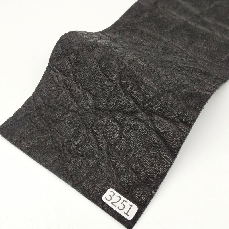 ゾウ革【33×11cm/0.7~0.8mm】ブラック/マット/Sランク/z3251