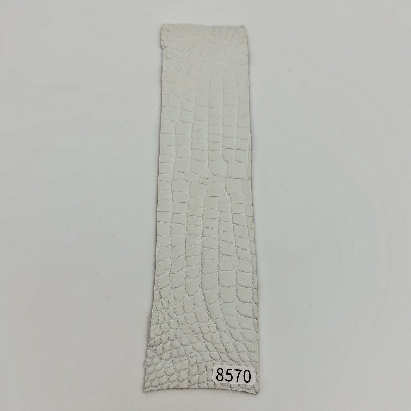 ワニ革/ナイルクロコ【5×21cm/1.5mm】染色用下地革/ハギレ付/Sランク/w8570