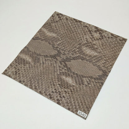 ヘビ革/ダイヤモンドパイソン【24×22cm/0.7mm】グレージュ/マット/Aランク/h8540