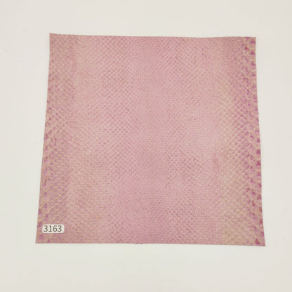 ヘビ革/ボア【21×21cm/0.7mm】デニム調ラベンダー/Aランク/h3163