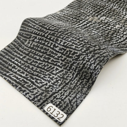 サメ革【33×11cm/0.7~0.8mm】白×黒グラデーション/Sランク/s6132