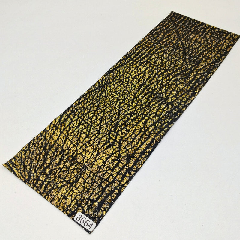 サメ革【33×11cm/0.7mm】黒×虹色ゴールド/Sランク/s8664
