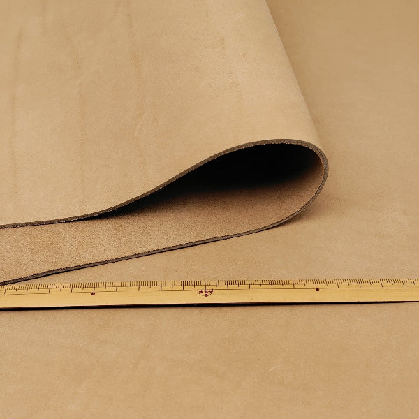 牛革【大ハギレ合計20デシ/2.5mm】オークルベージュ/gt-233