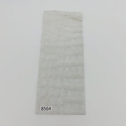 ワニ革/ナイルクロコ【8×21cm/1.5mm】染色用下地革/ハギレ付/Aランク/w8564