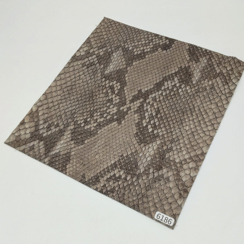KC's ヘビ革 ダイヤモンドパイソン革 ヘビ革/ダイヤモンドパイソン皮革素材、カットレザーの通信販売