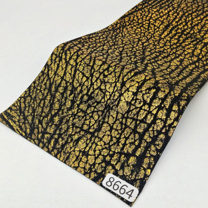 サメ革【33×11cm/0.7mm】黒×虹色ゴールド/Sランク/s8664