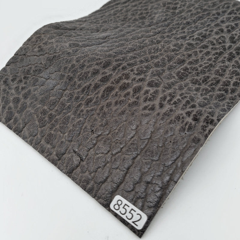 アザラシ革【A5/2.9mm】グレー/ツヤ中/Aランク/a8552