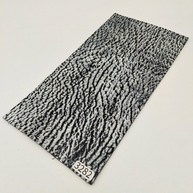 サメ革【11×21cm/1.8mm】クリスタルシルバー/Sランク/s3282