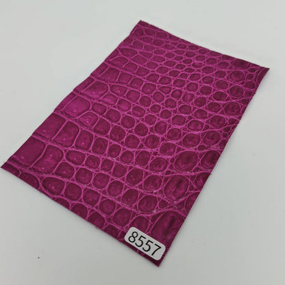 ワニ革/ナイルクロコ【ハガキ/0.9mm】ラズベリー/ツヤ強/Sランク/w8557