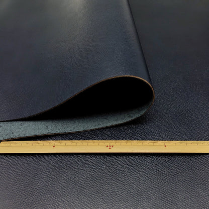 牛革【大ハギレ1枚20デシ/1.7mm】ネイビー/gt-249