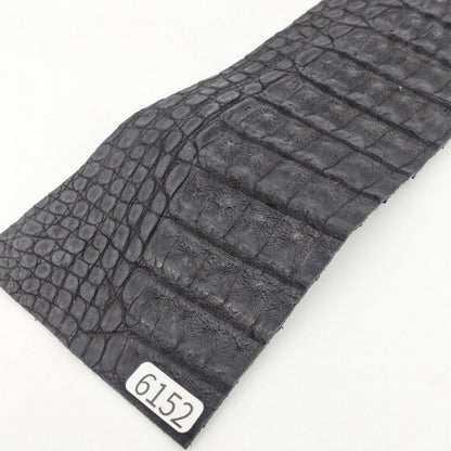 ワニ革/カイマン【8×21cm/1.3mm】墨黒色/マット/Sランク/w6152