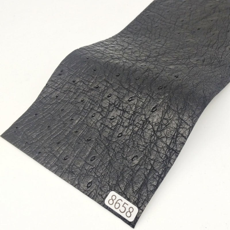 オーストリッチ革【33×11cm/0.7mm】ブラック/Sランク/d8658 – レザー