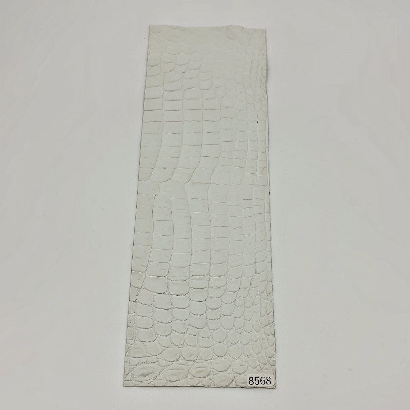 ワニ革/ナイルクロコ【33×11cm/0.8mm】染色用下地革/ハギレ付/特Sランク/w8568