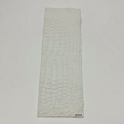 ワニ革/ナイルクロコ【33×11cm/0.8mm】染色用下地革/ハギレ付/特Sランク/w8568