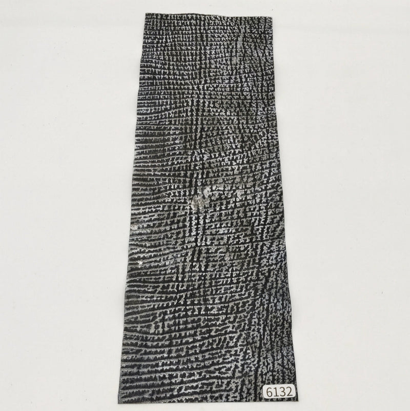 サメ革【33×11cm/0.7~0.8mm】白×黒グラデーション/Sランク/s6132