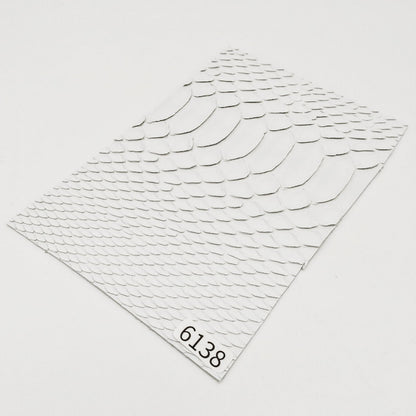 ヘビ革/Dパイソン【ハガキ/0.6mm】ホワイト/ツヤ弱/背割/Sランク/h6138