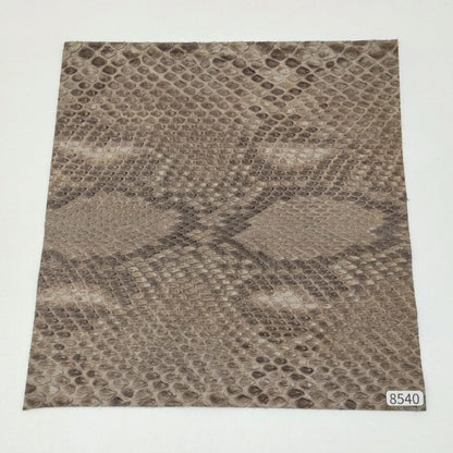 ヘビ革/ダイヤモンドパイソン【24×22cm/0.7mm】グレージュ/マット/Aランク/h8540